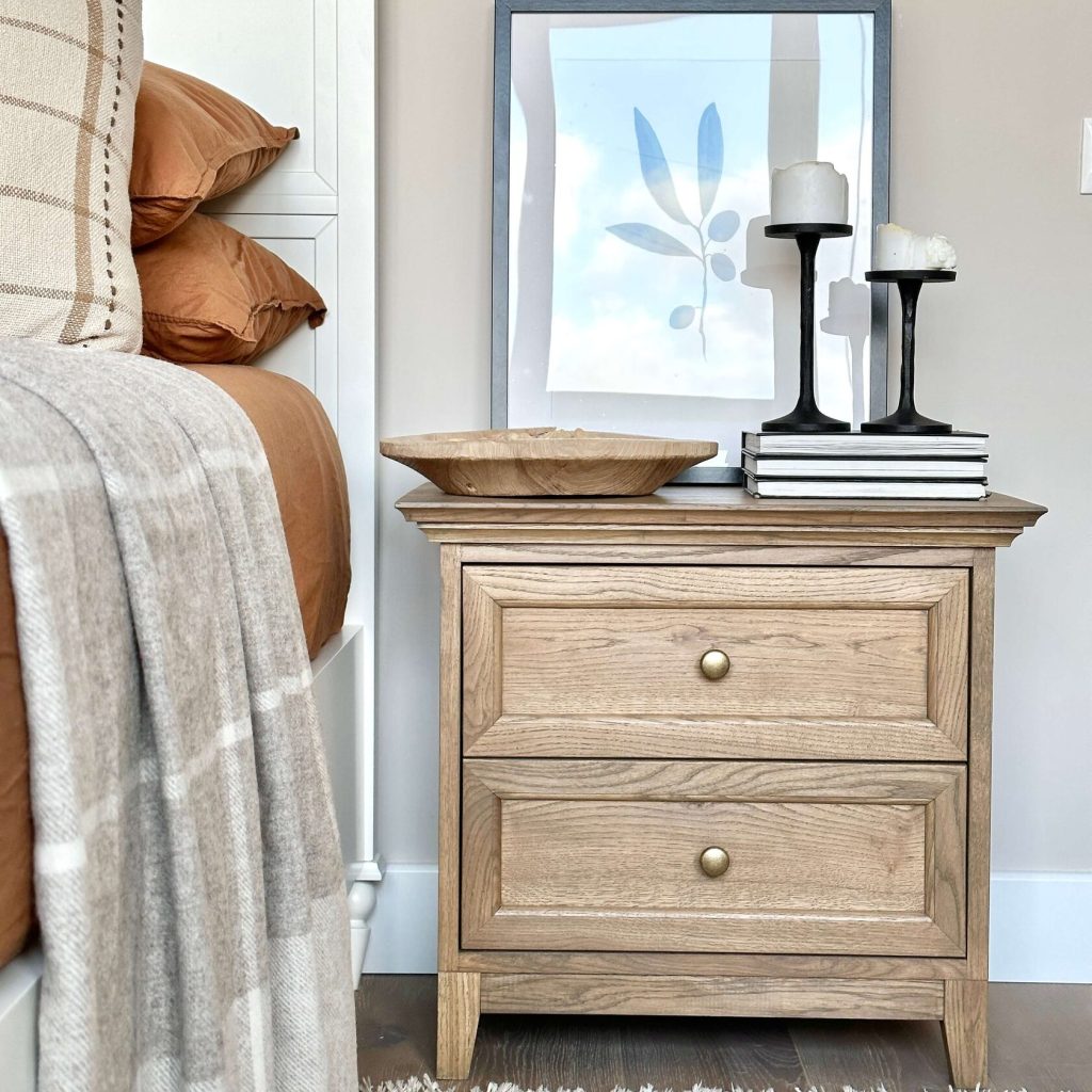 Прикроватная тумба из дуба