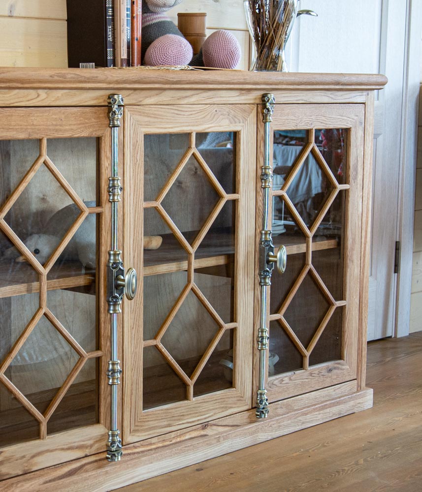 DSC_1780 дубовый комод с кремонами