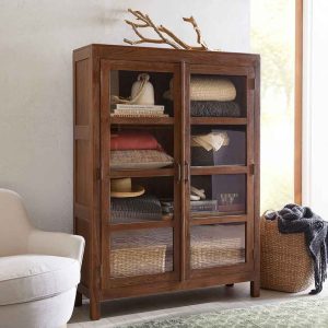 Шкаф со стеклом из дуба "Югославский"